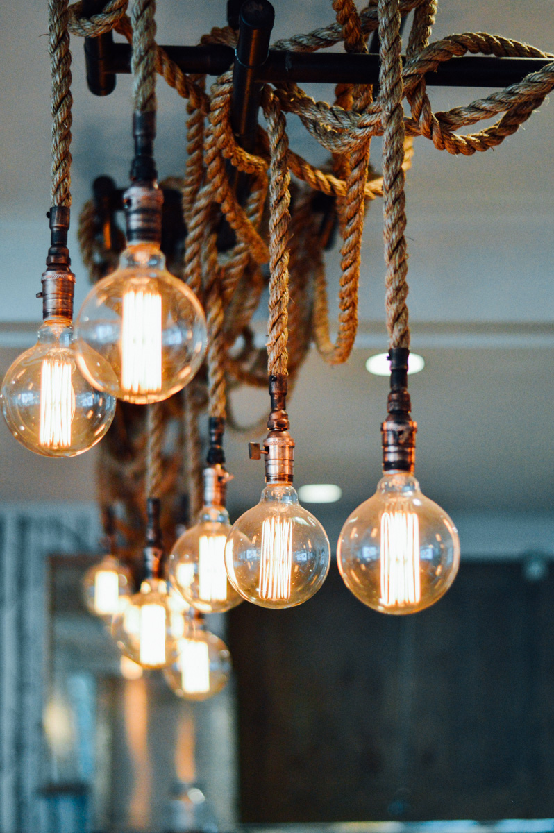 Stunning lights at Whitehall in Camden, ME and 5 easy summer travel tips / bygabriella.co