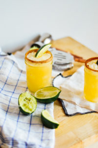 A spiced pineapple cocktail that doubles as a signature wedding cocktail! / bygabriella.co