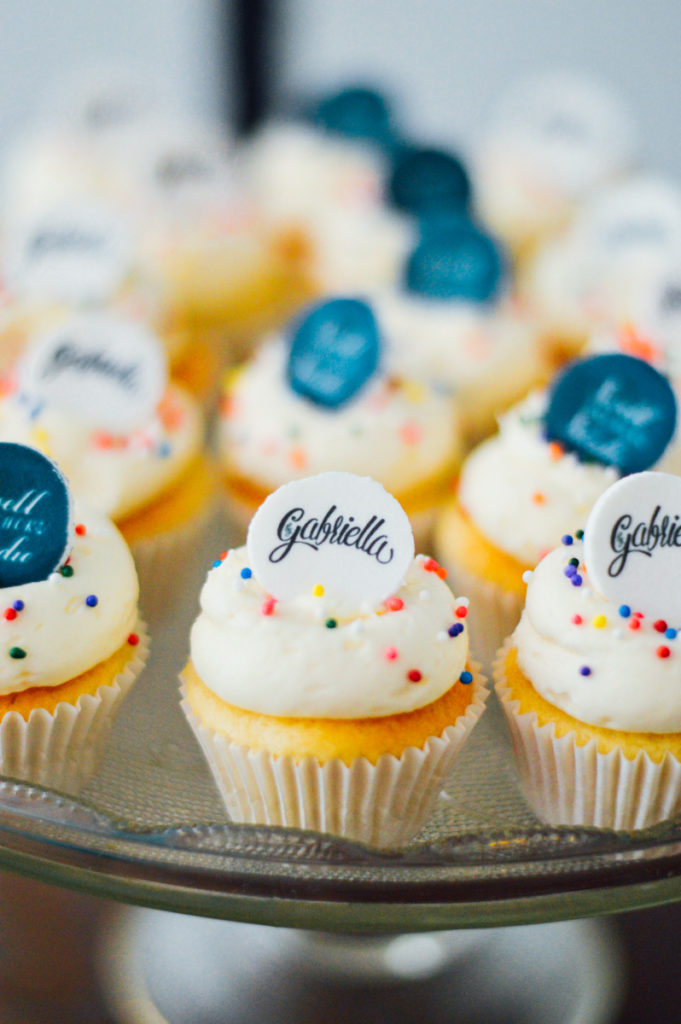 How to order custom mini cupcakes from Georgetown for your event. These were for a Boston calligraphy workshop! / bygabriella.co