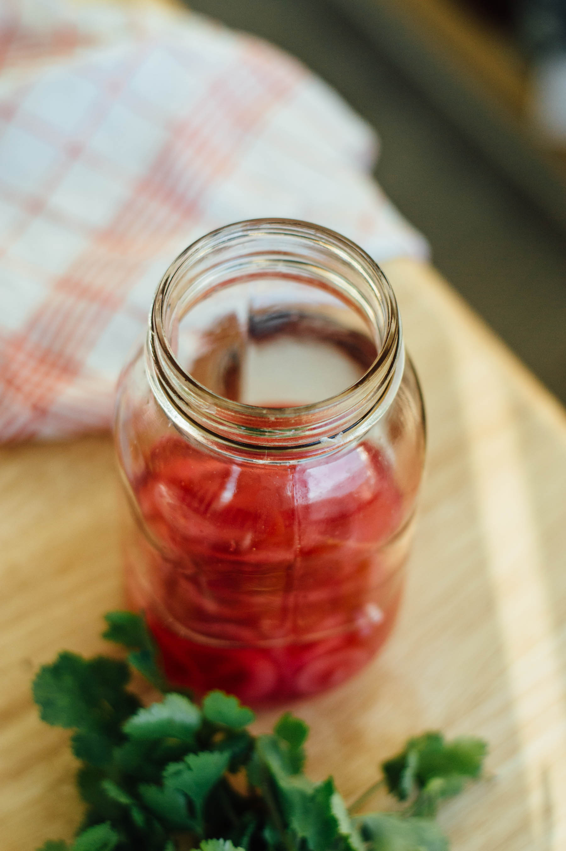 Ever try pickled red onions? Whip up your own batch at home with 4 ingredients | bygabriella.co