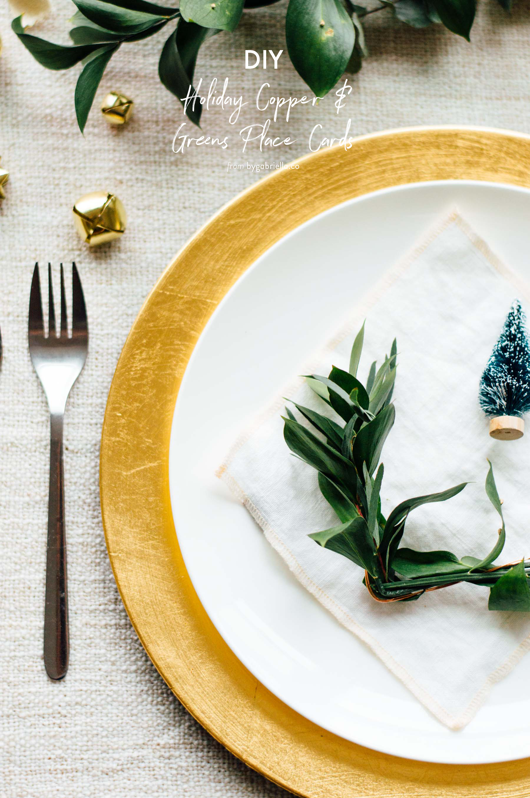 Holiday Place Card DIY: An easy holiday tablescape project with just a few materials & about 15 minutes on hand | bygabriella.co