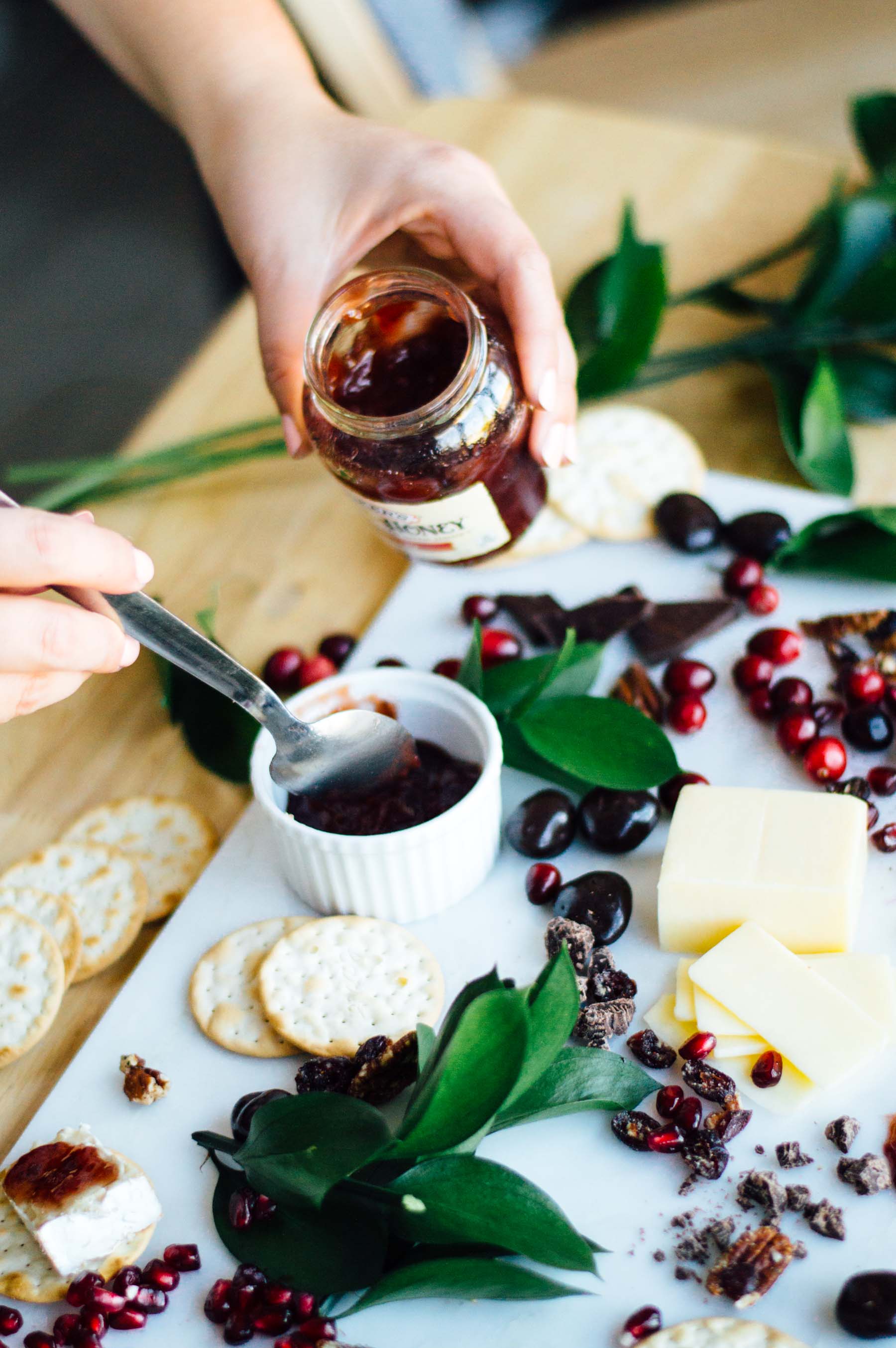 Holiday party prep: Tips for prepping for your holiday soirée in under 1 hour | bygabriella.co
