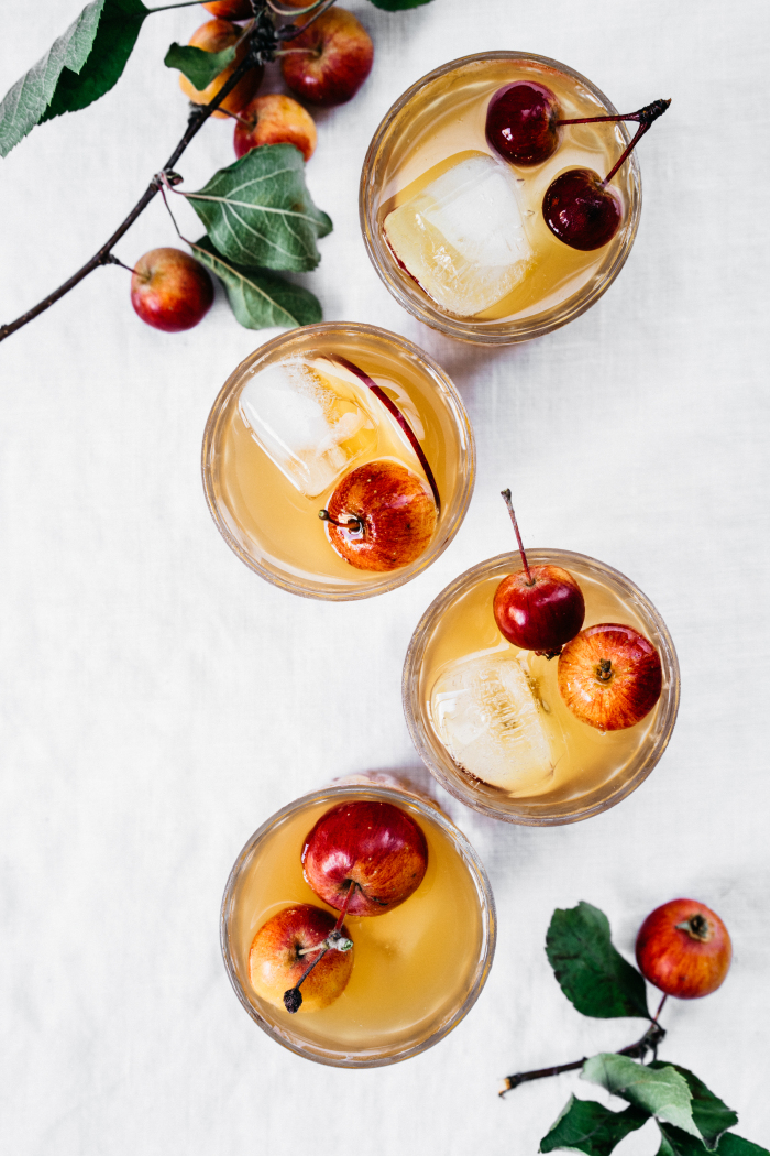 12 Tasty fall cocktails you should be trying right now, including this Ginger Apple Spritzer by Tending the Table | bygabriella.co