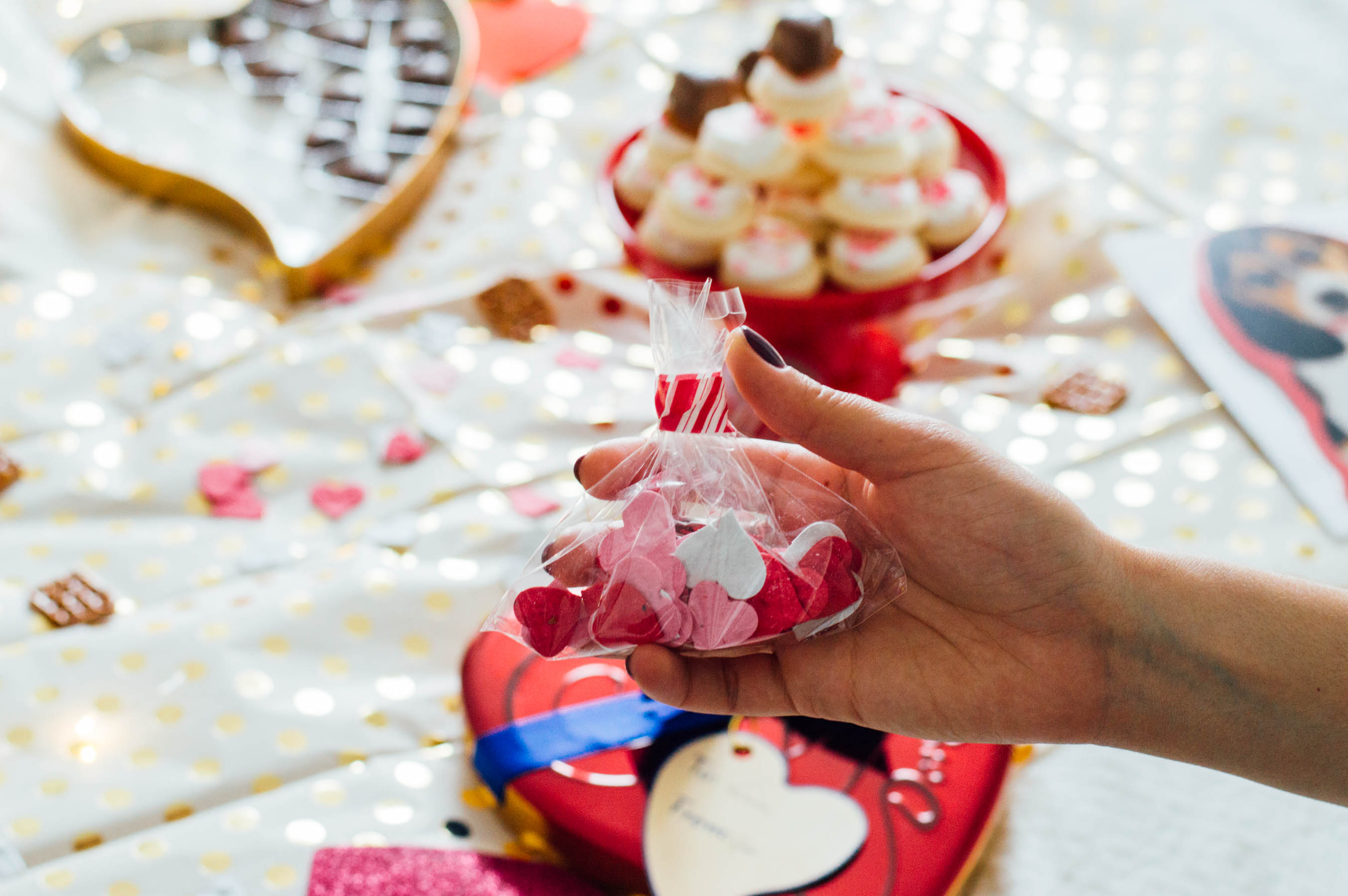 How to host a stress-free, festive Valentine's Day Gift Swap with your best gal pals | bygabriella.co