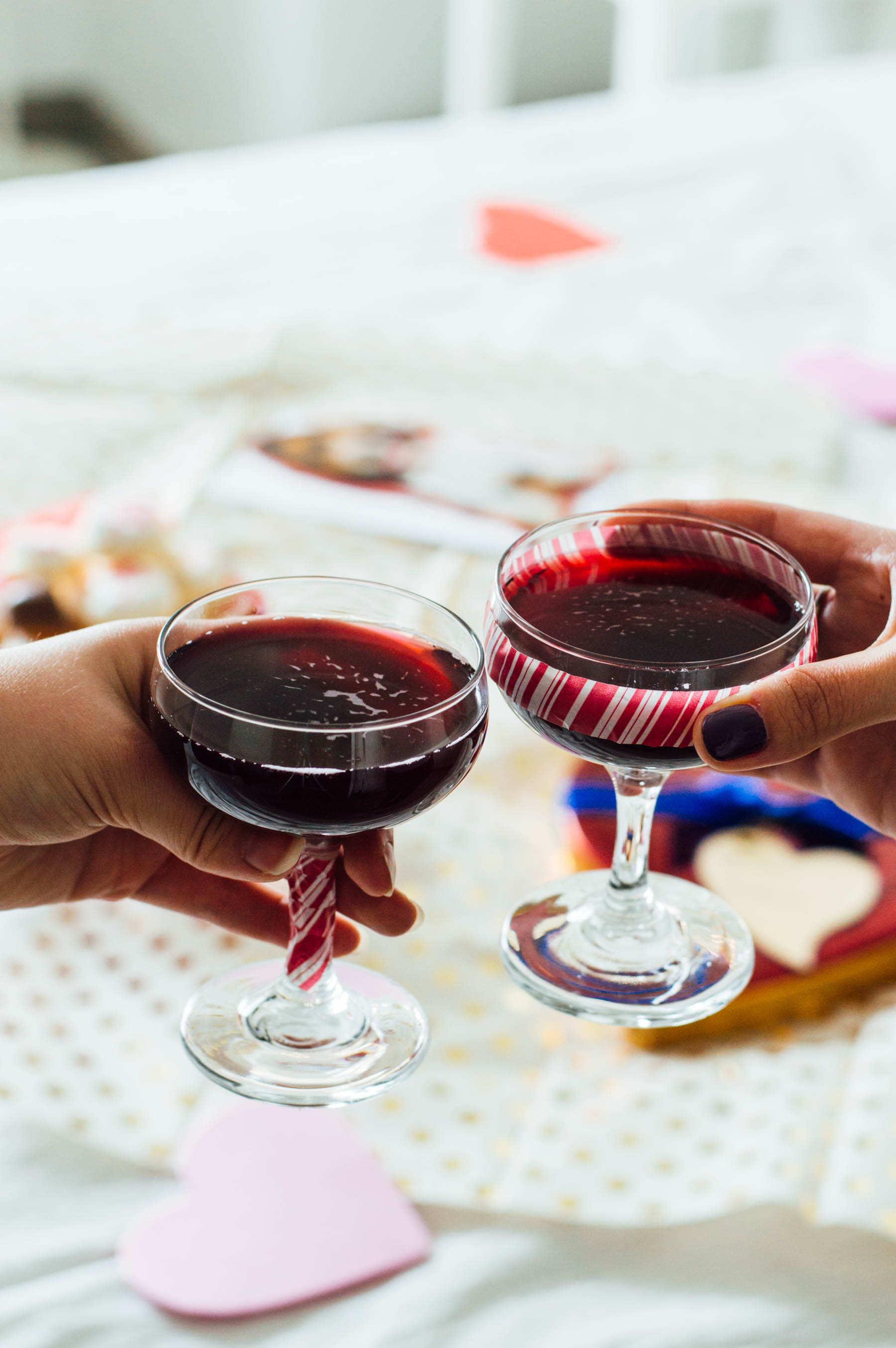 Festive Valentine's Day Gift Swap drinks featuring pomegranate juice and club soda | bygabriella.co