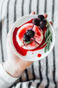 Lavender Panna Cotta recipe with Blackberry, Rosemary, & Gin Syrup. Super easy to make and perfect for Spring! | By Gabriella