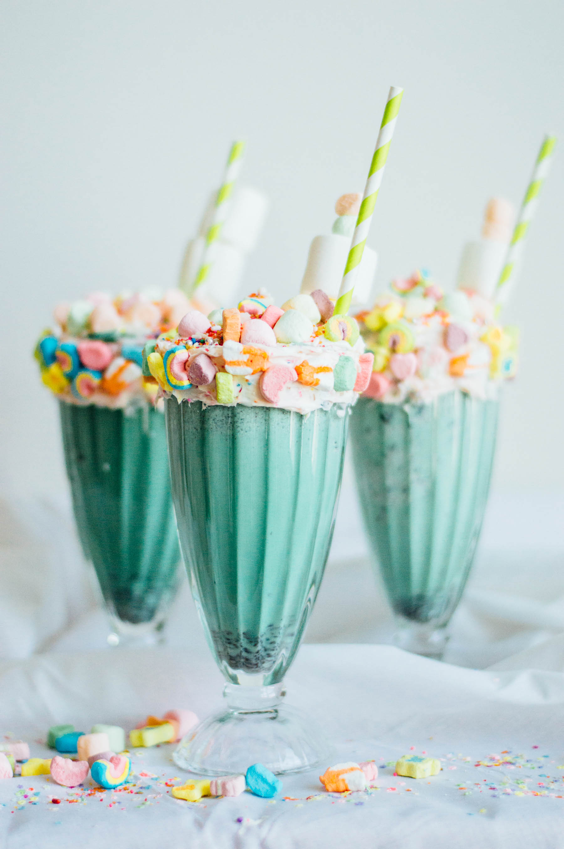 Lucky Charms Milkshake for the festive St. Patrick's Day weekend! | bygabriella.co
