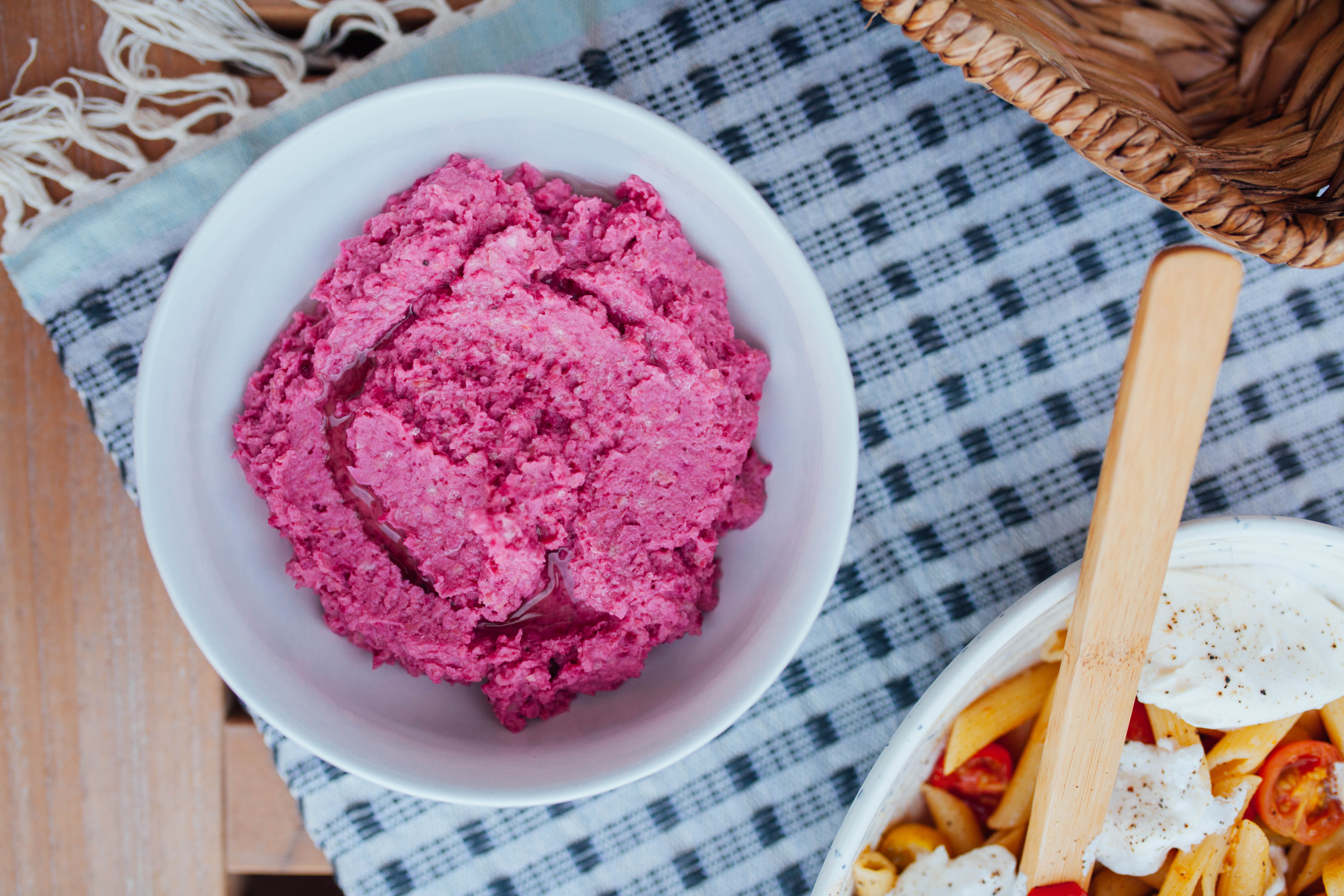 A bright pink beet hummus recipe paired with a Chambord cocktail for your al fresco dinner for the gals | bygabriella.co