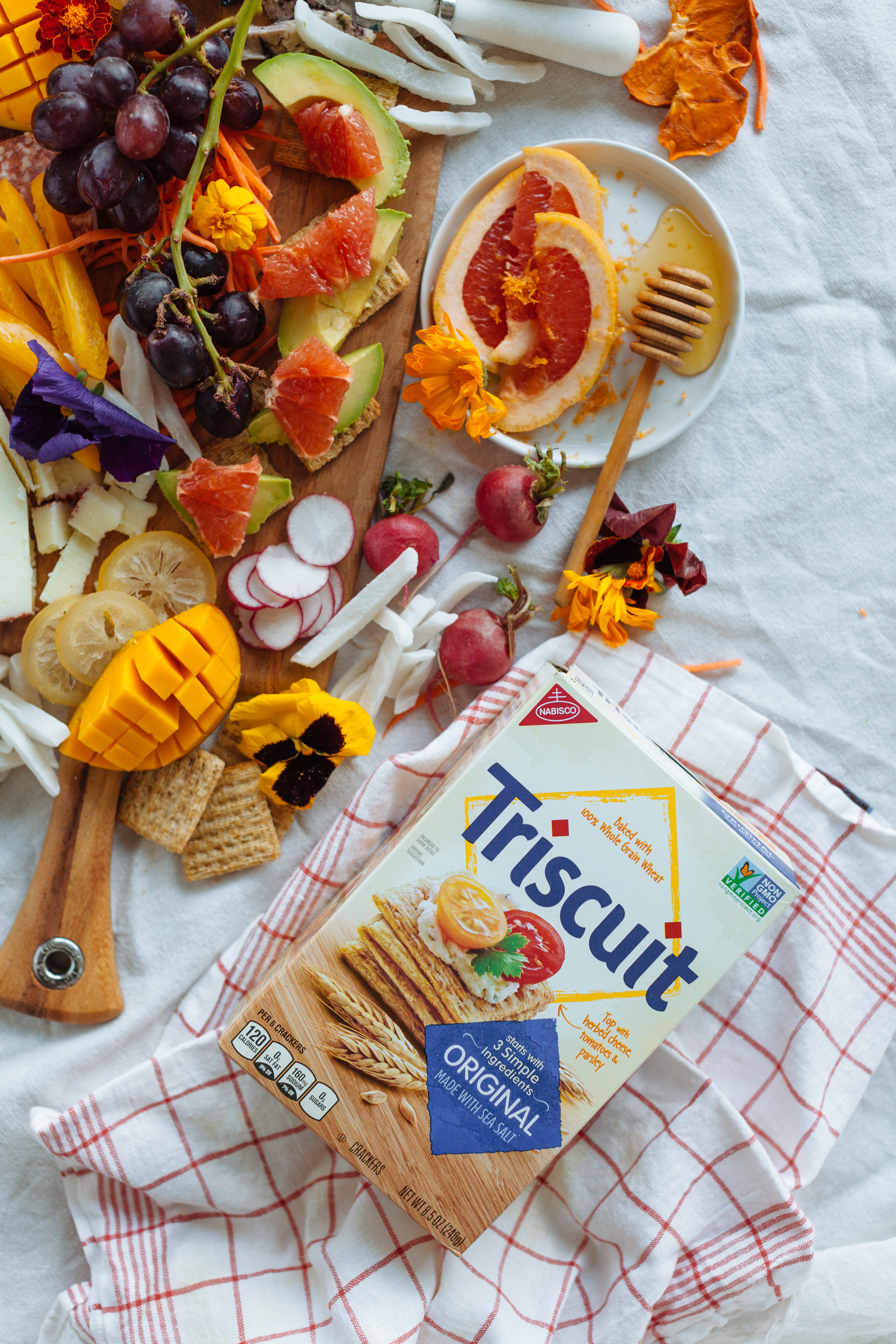 Spring charcuterie board tips + tricks for when you're on the go | bygabriella.co