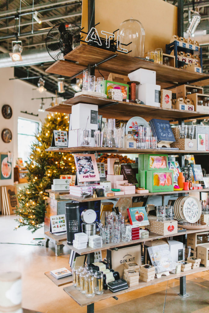 Shop small in Atlanta for the holidays this year! Here's where to go | bygabriella.co @gabivalladares