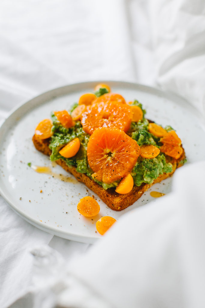 Citrus Avocado Toast recipe for the in between winter and spring months - only 10 minutes to make! | bygabriella.co @gabivalladares