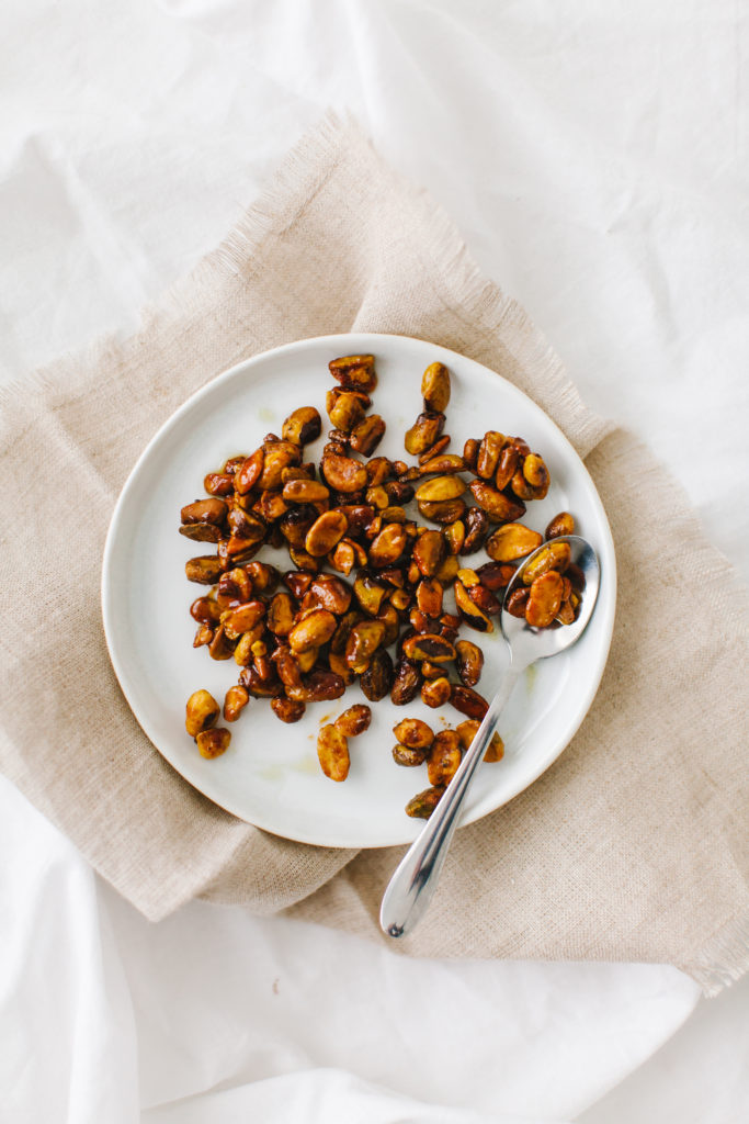 Honey Roasted Pistachios recipe - just 4 ingredients! | bygabriella.co @gabivalladares