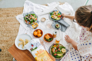 A New England-Inspired Summer Picnic Party (& how to throw your own!) | bygabriella.co @gabivalladares