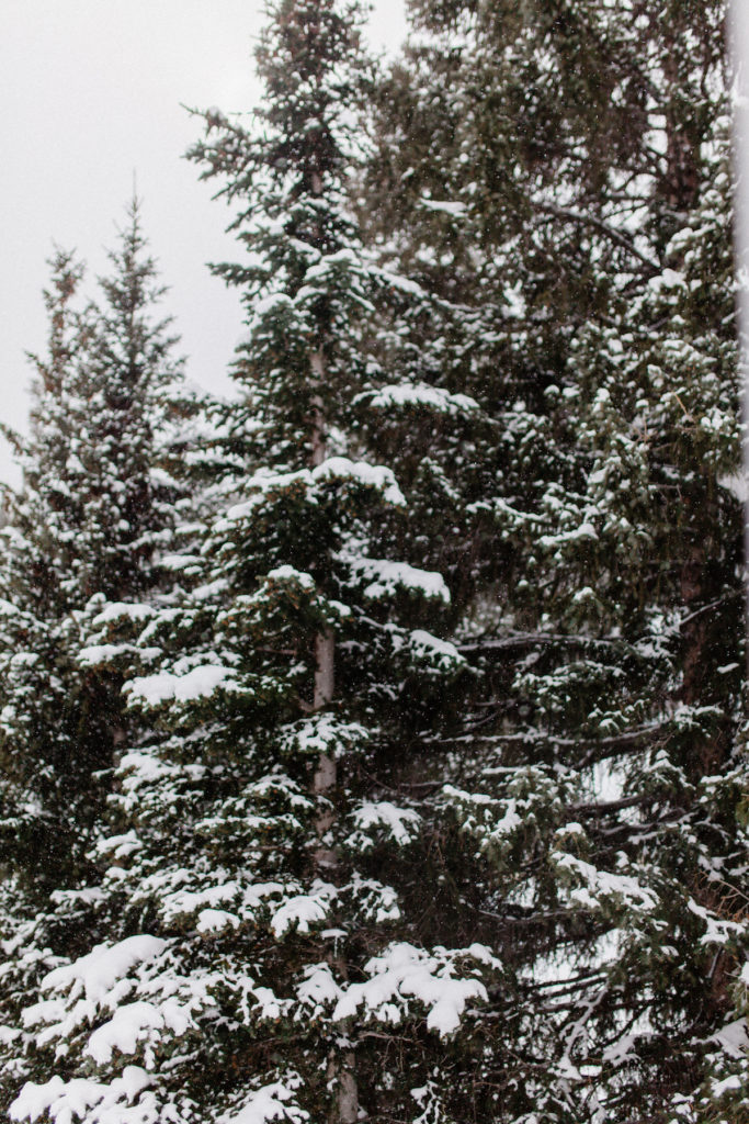 Visiting Winter Park in Colorado - a gorgeous ski resort nestled in the mountains | bygabriella.co @gabivalladares