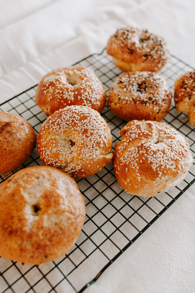 Homemade bagel recipe (New York-Style) | bygabriella.co @gabivalladares