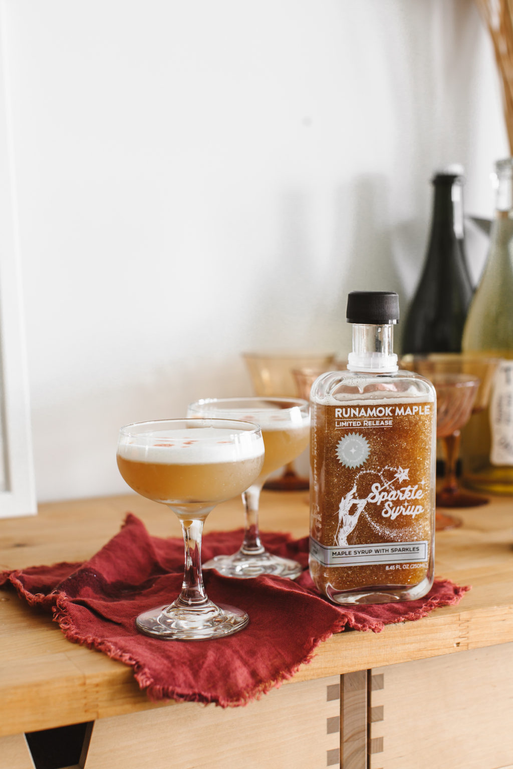 Maple Whiskey Sour (with a Sparkle Maple Syrup!) By Gabriella