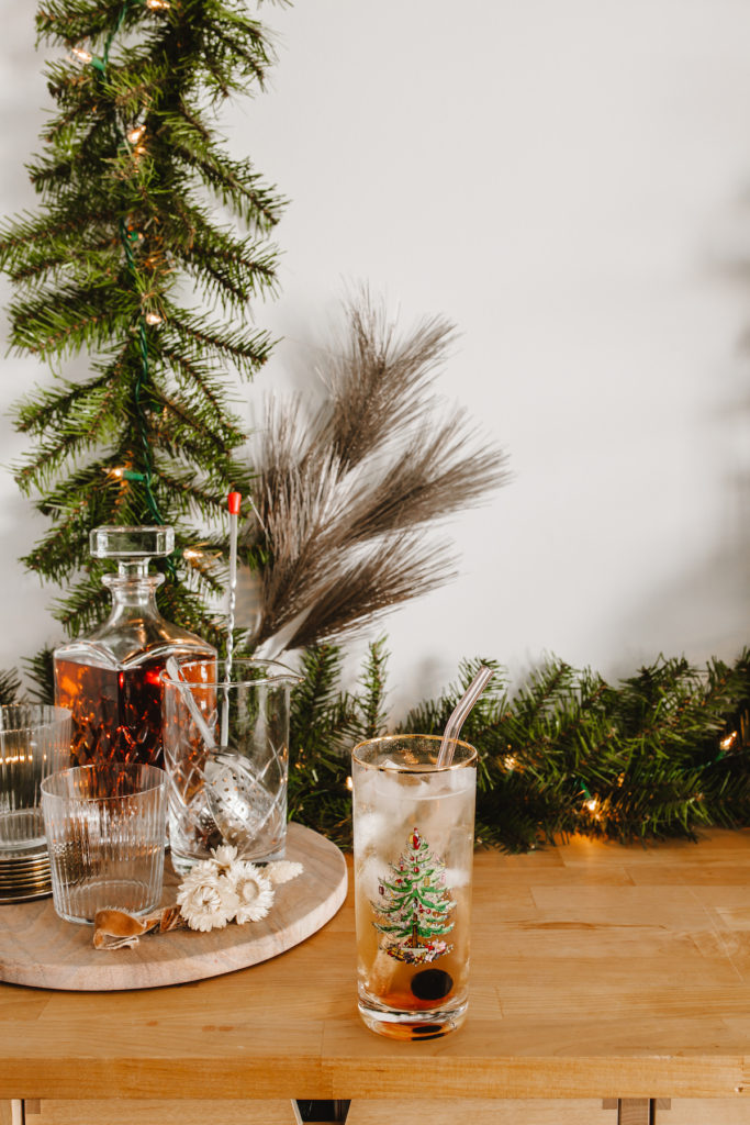 Create your own decorated bar cart for the holiday season using these little tips and tricks | bygabriella.co